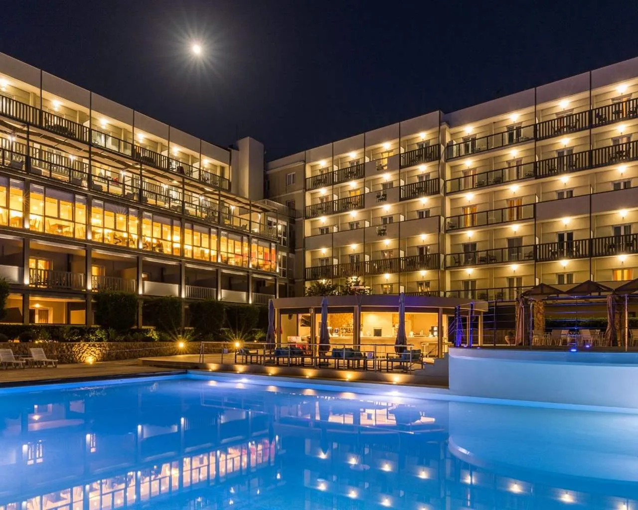 Ariti Grand Hotel Corfu, Kanoni