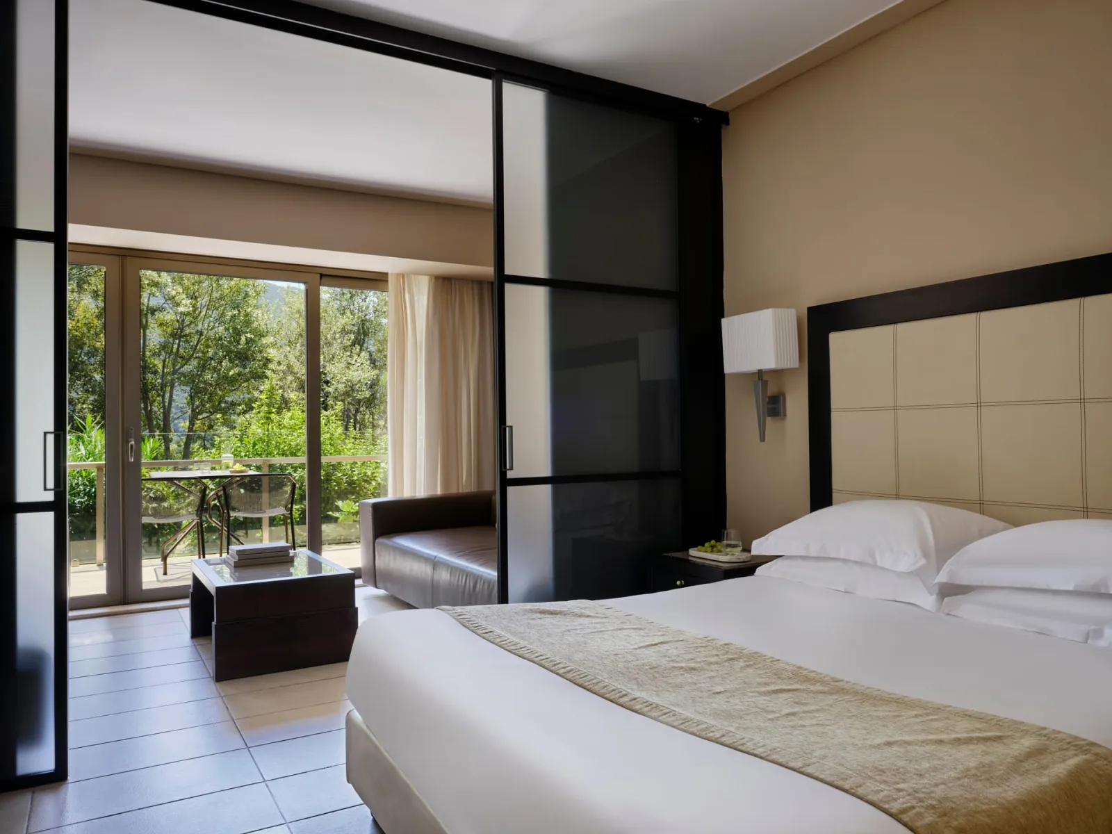 Atlantica Grand Mediterraneo Resort, Ermones, Grčka — Superior Double Room Inland View
