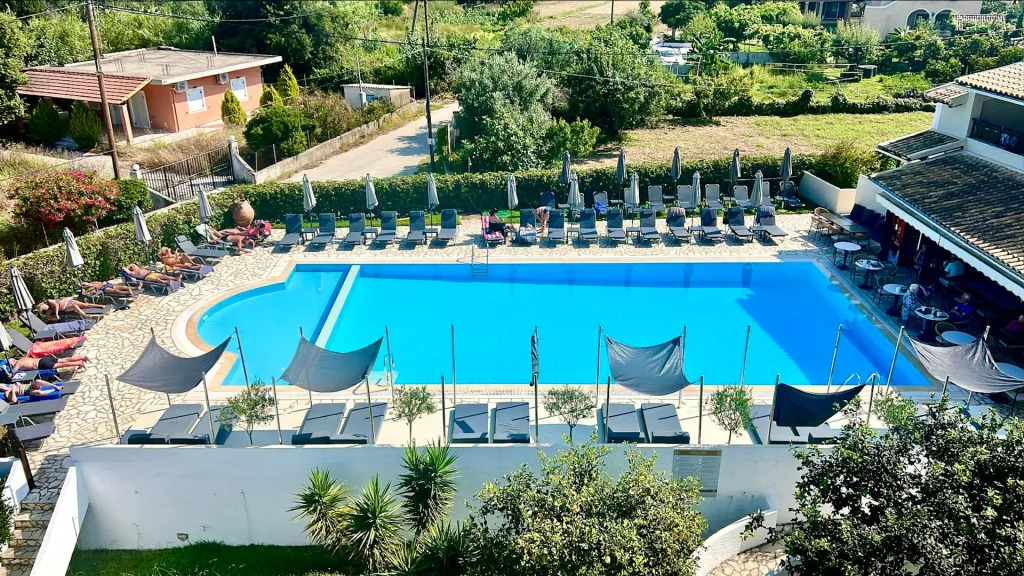Bruskos Hotel & Suites, Agios Georgios Argirades, Grčka — fotografija 15