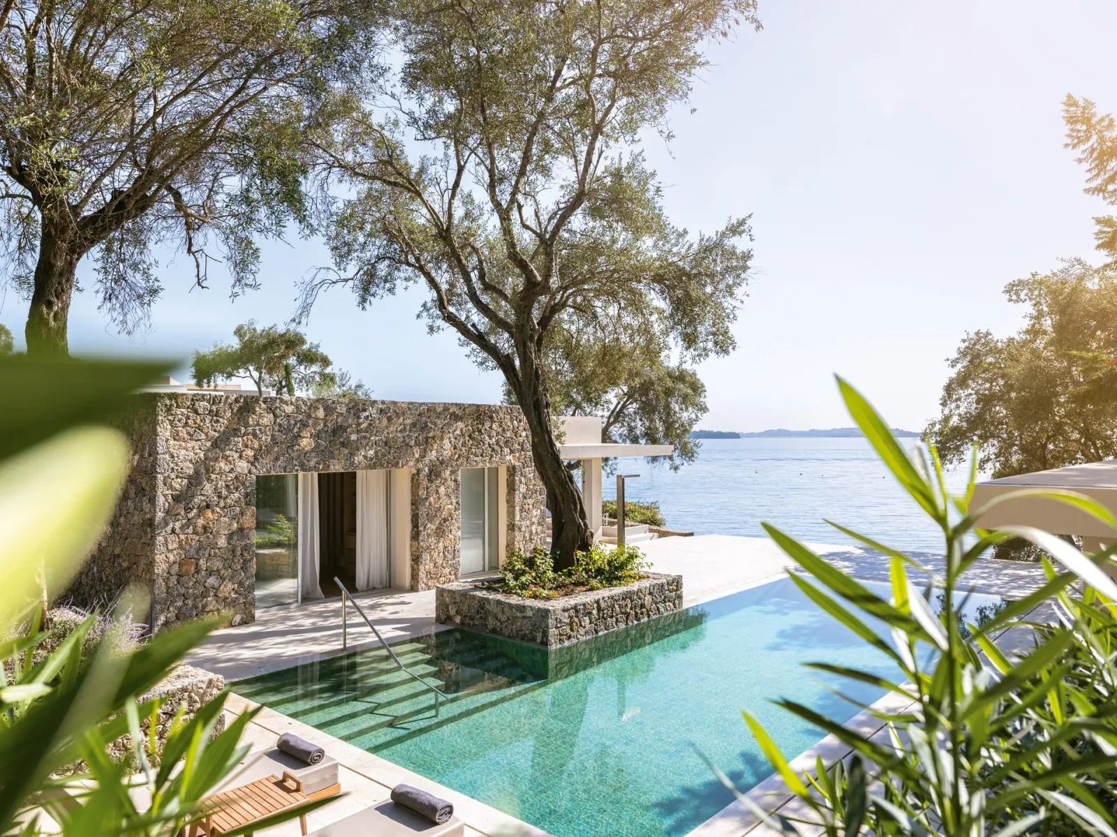 Corfu Imperial A Grecotel Resort To Live, Komeno, Grčka — 2 Bedroom Villa Waterfront Private Pool & Private Beach