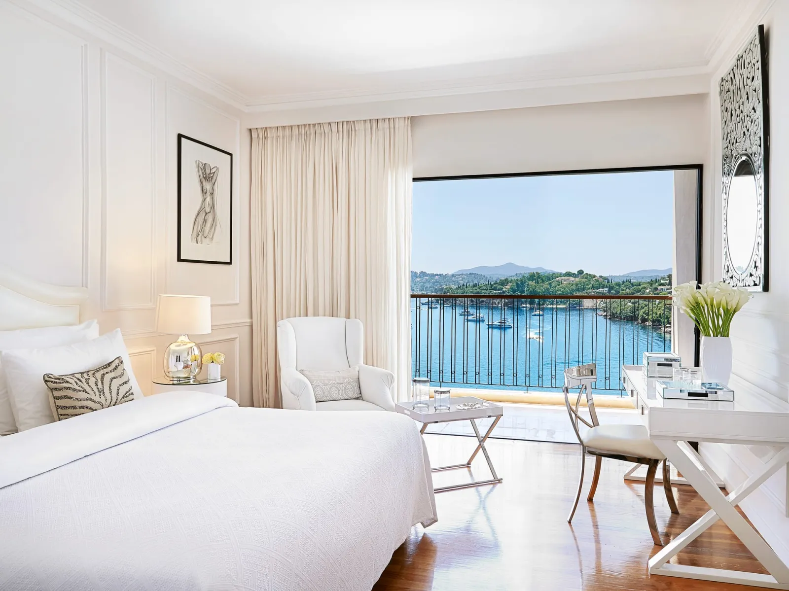 Corfu Imperial A Grecotel Resort To Live, Komeno, Grčka — Deluxe Guestroom Sea View