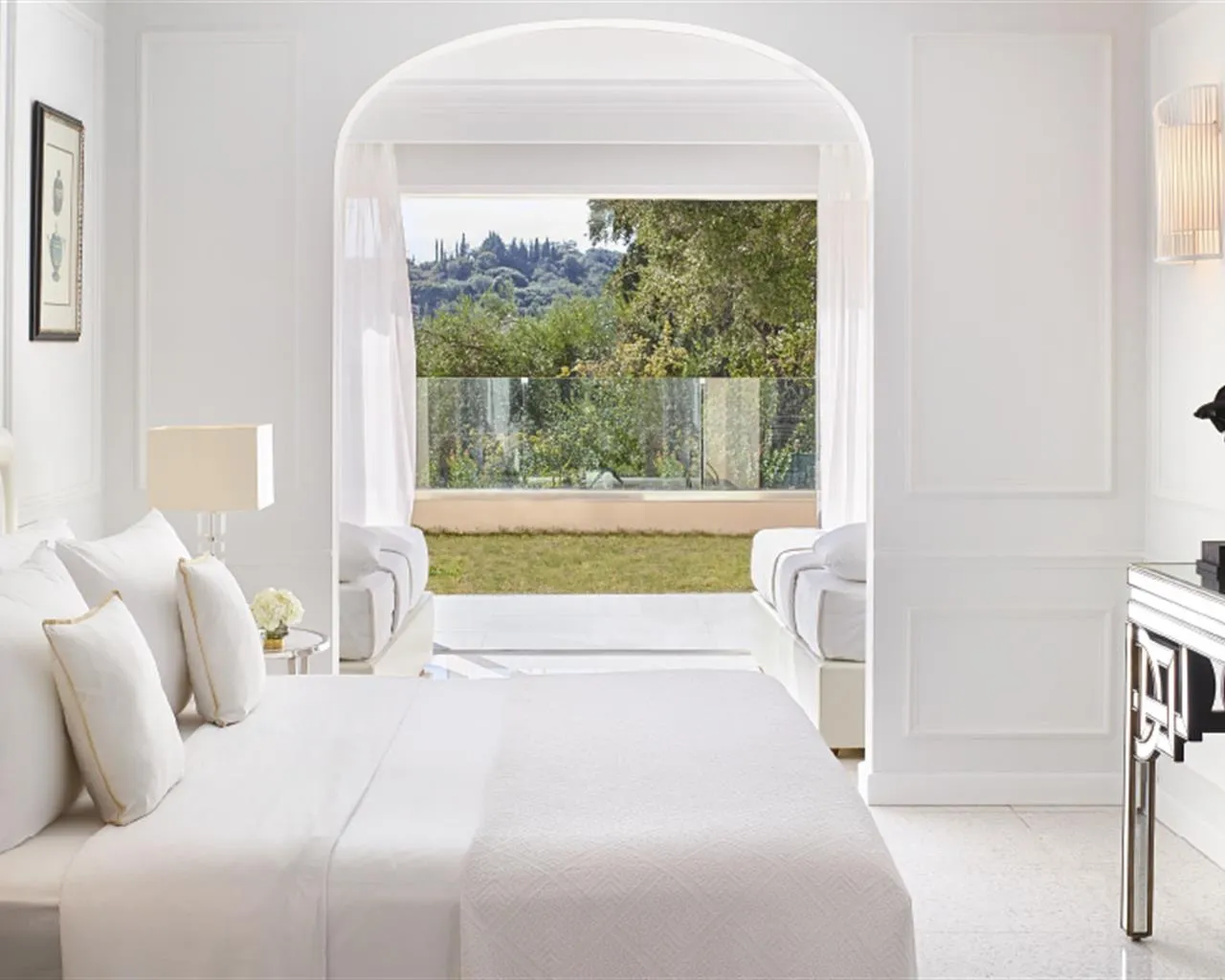 Corfu Imperial A Grecotel Resort To Live, Komeno, Grčka — Family Suite Junior Boschetto /Gardens