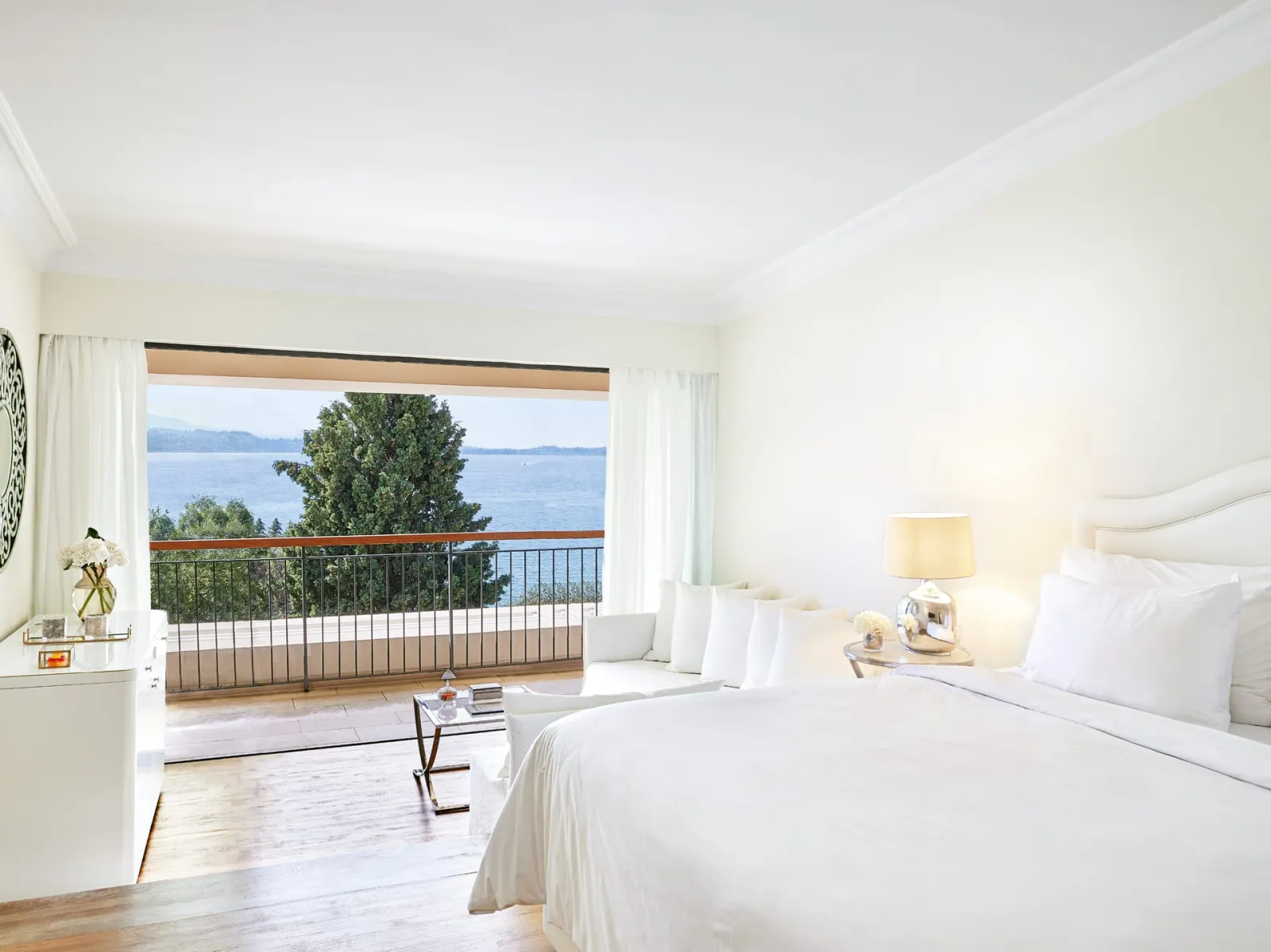Corfu Imperial A Grecotel Resort To Live, Komeno, Grčka — Panoramic Bungalow Sea View 1st floor
