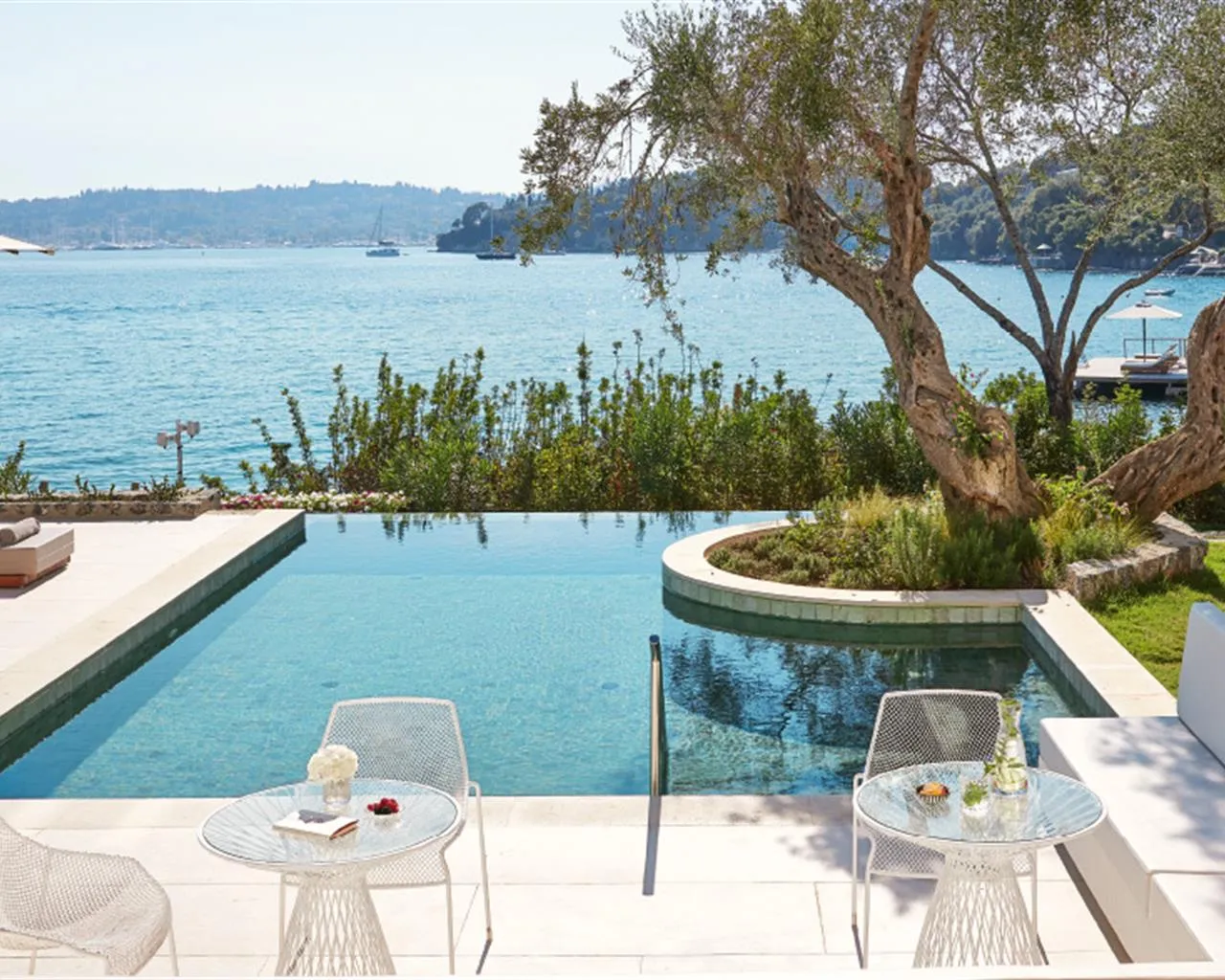 Corfu Imperial A Grecotel Resort To Live, Komeno, Grčka — Villa 2 BedRoom Beachfront Private Pool /Waterfront Collection