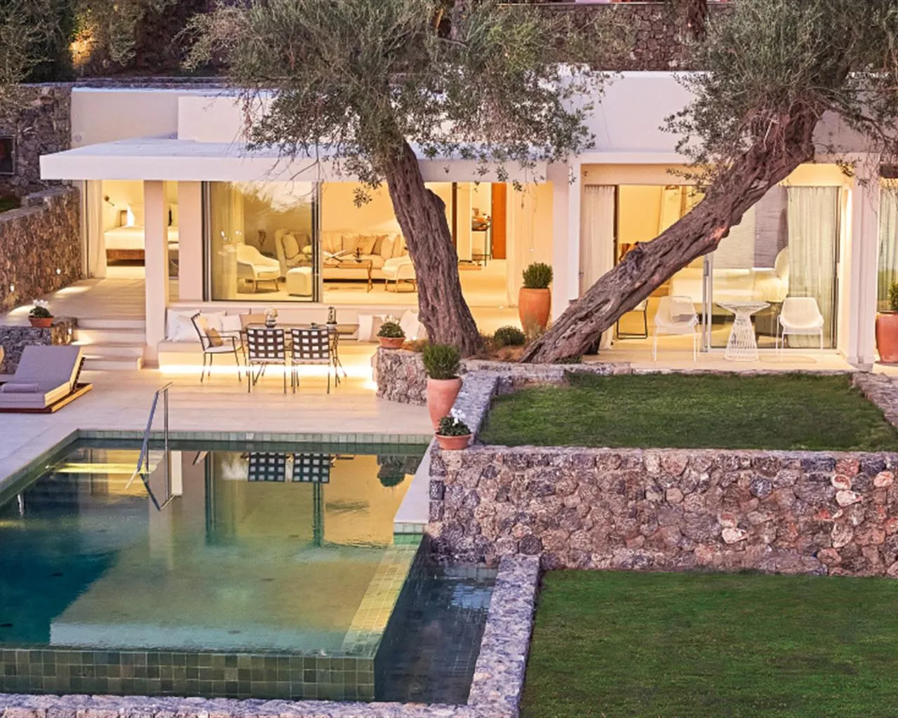 Corfu Imperial A Grecotel Resort To Live, Komeno, Grčka — Villa 3 BedRoom Waterfront Private Pool /Waterfront Collection