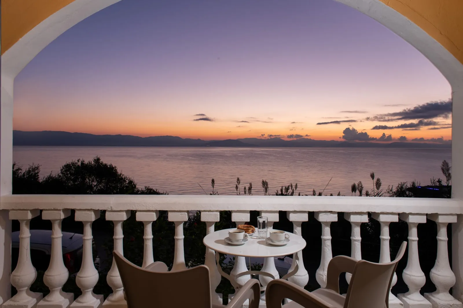 Dimitra Studios, Benices (Benitses), Grčka — Twin Studio | Panoramic Sea & Sunrise View [30 m²]