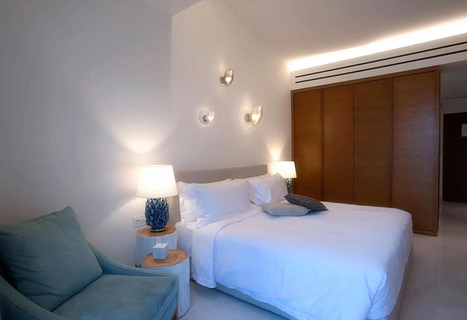 Domes Miramare, A Luxury Collection Resort (Adults Only Hotel), Moraitika, Grčka — Pavilion Suite with Jacuzzi and Private Pool