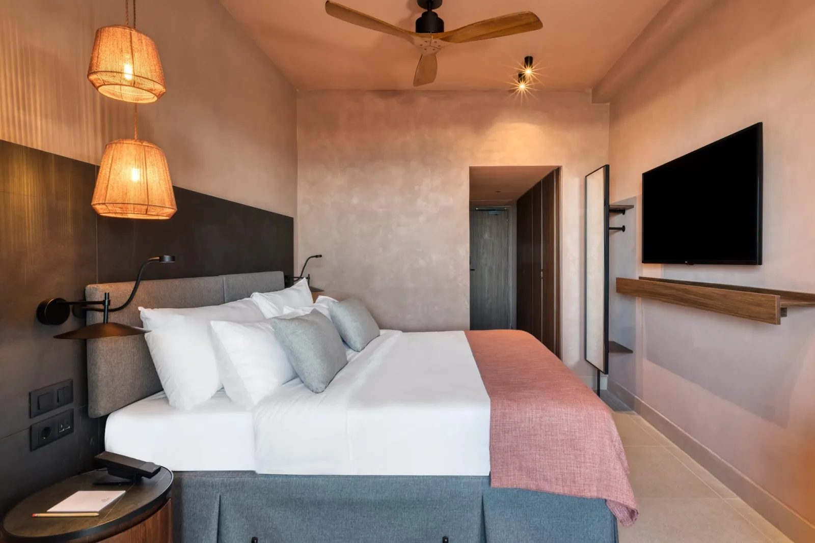 Domes of Corfu, Autograph Collection, Glifada, Grčka — Inland Family Suite