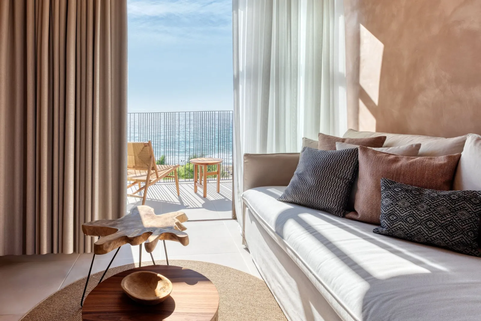 Domes of Corfu, Autograph Collection, Glifada, Grčka — Sapphire Family 2 Bedroom Suite