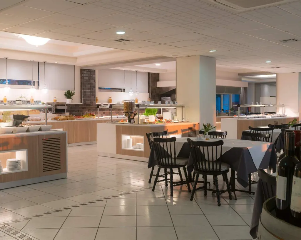 Elea Beach Hotel-CRF, Dassia, Grčka — plaža