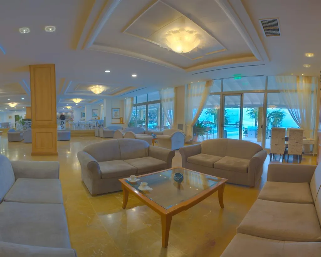 Elea Beach Hotel-CRF, Dassia, Grčka — plaža