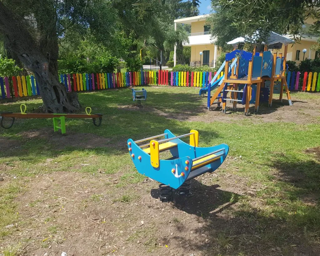 Elea Beach Hotel-CRF, Dassia, Grčka — plaža