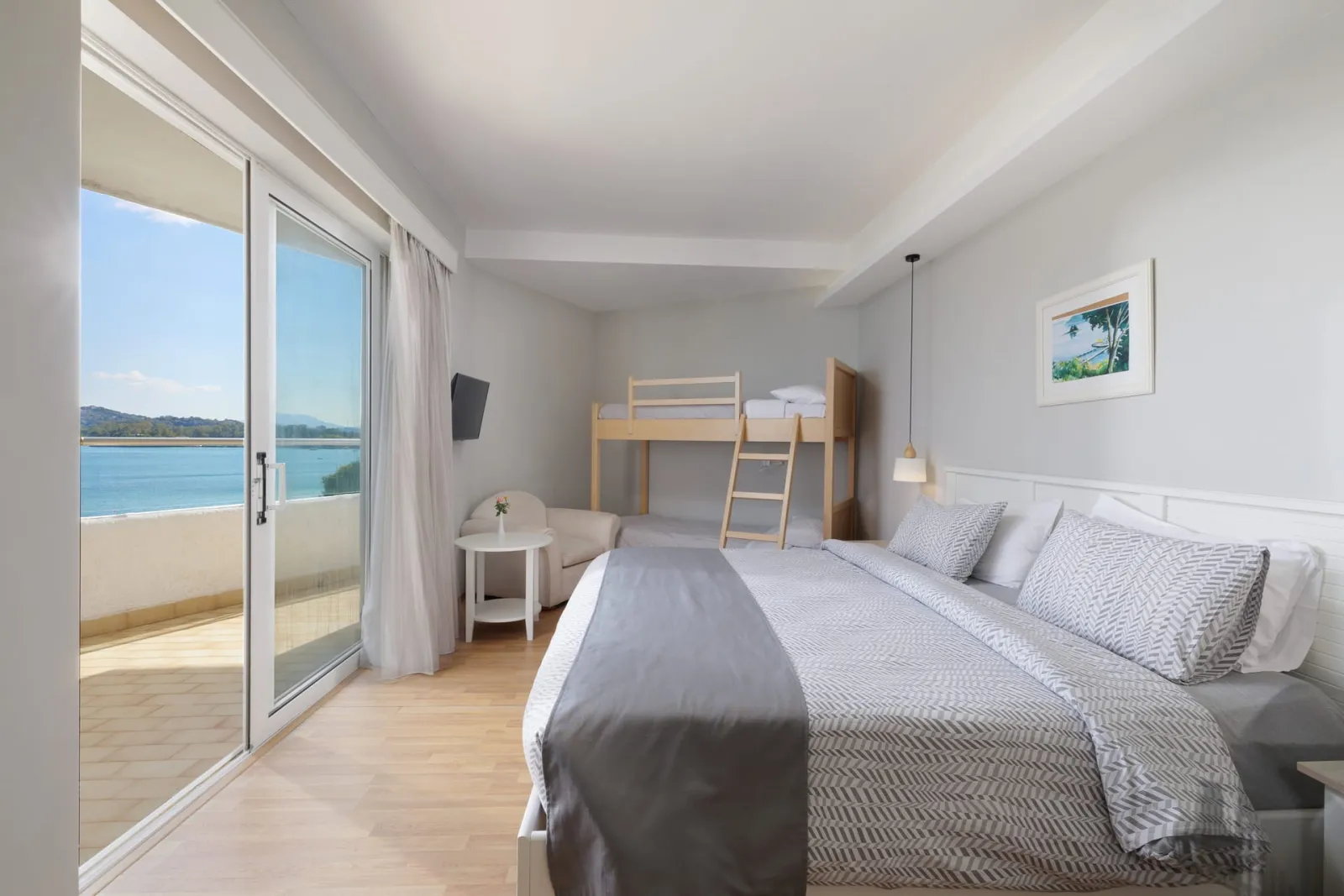 Elea Beach Hotel-CRF, Dassia, Grčka — Family Room with Sea Side View