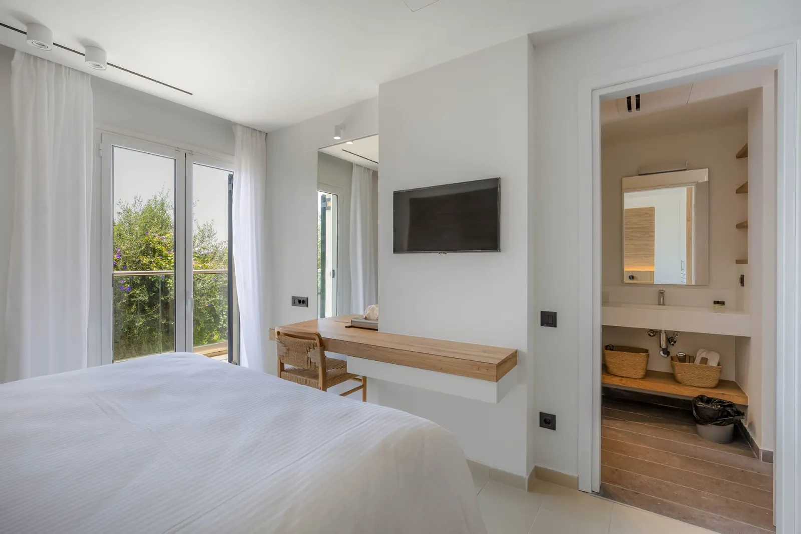 Elea Beach Hotel-CRF, Dassia, Grčka — One Bedroom Suite Sea View