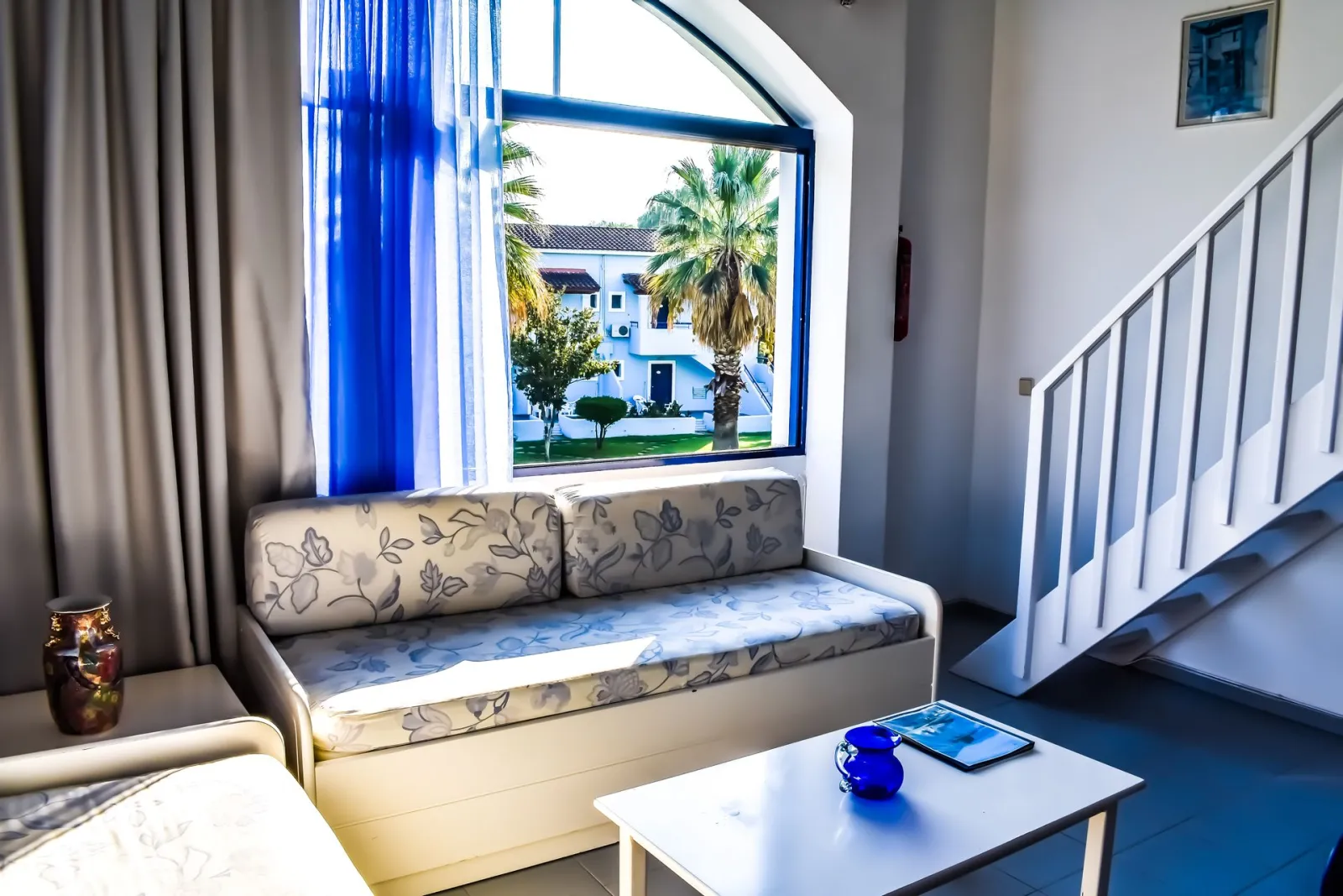 Govino Bay, Guvija, Grčka — Quadruple Loft Studio