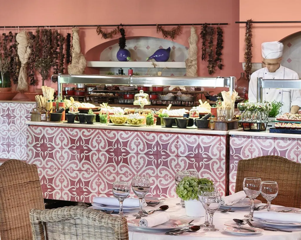 Grecotel Daphnila Bay Dassia, Dasia, Grčka — restoran