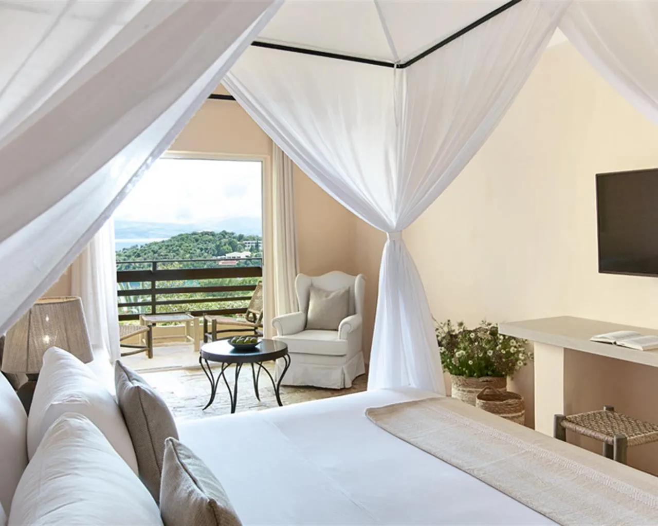 Grecotel Daphnila Bay Dassia, Dasia, Grčka — Bungalow Daphnila Limited Sea View
