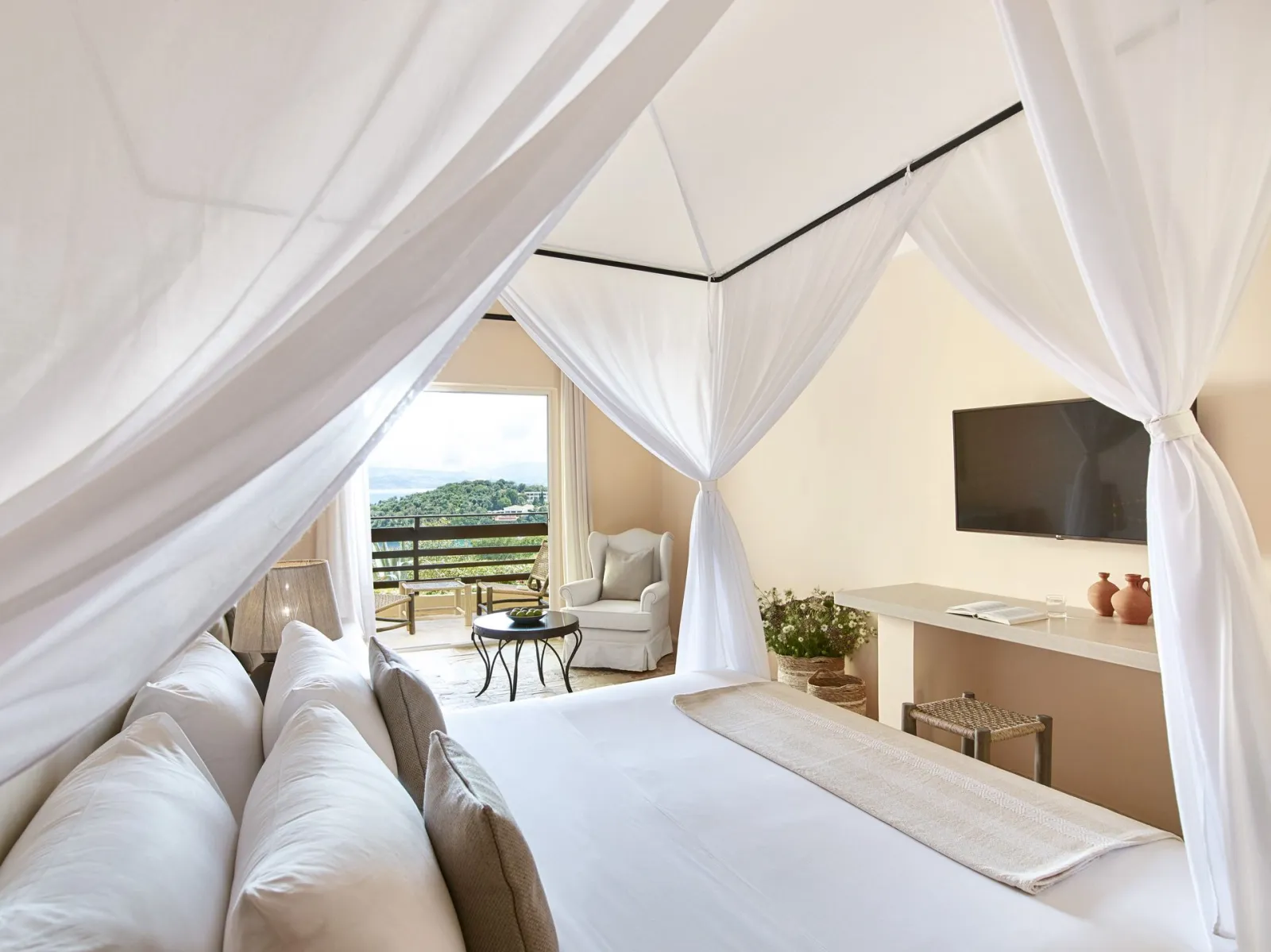 Grecotel Daphnila Bay Dassia, Dasia, Grčka — Hideaway Daphnila Bungalow limited Sea View