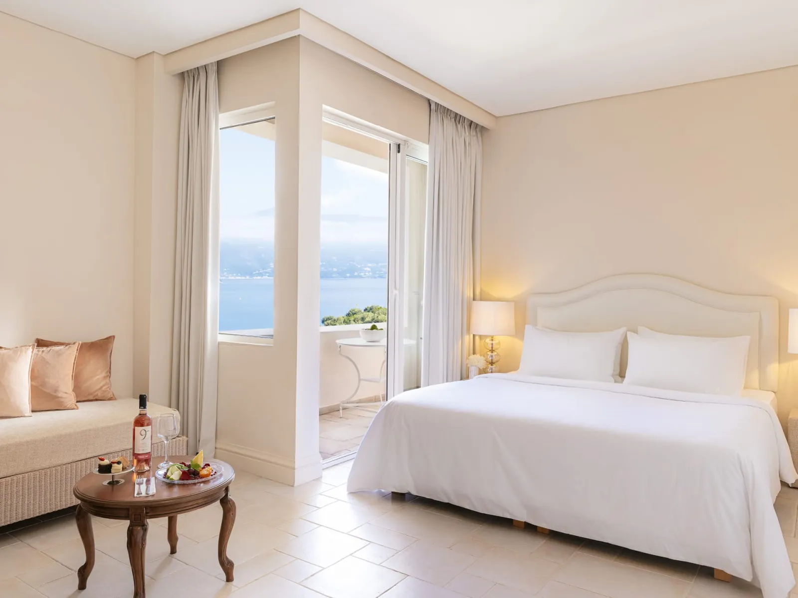 Grecotel Eva Palace at Kommeno Peninsula, Komeno, Grčka — Double Guestroom Side Sea View