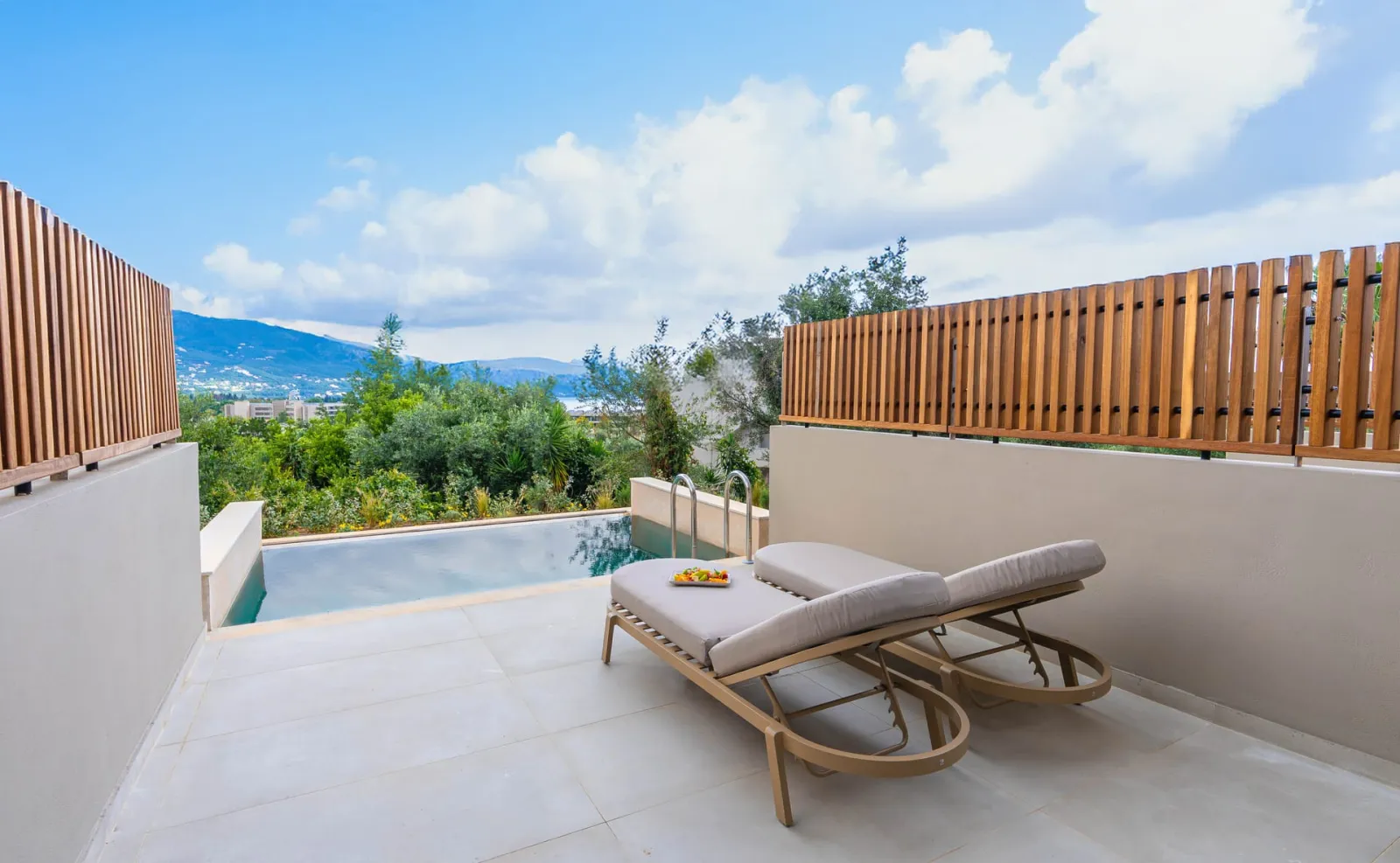 Iolida Corfu Resort by Smile Hotels, Dasia, Grčka — Executive Junior Suite with Private Pool & Sea View