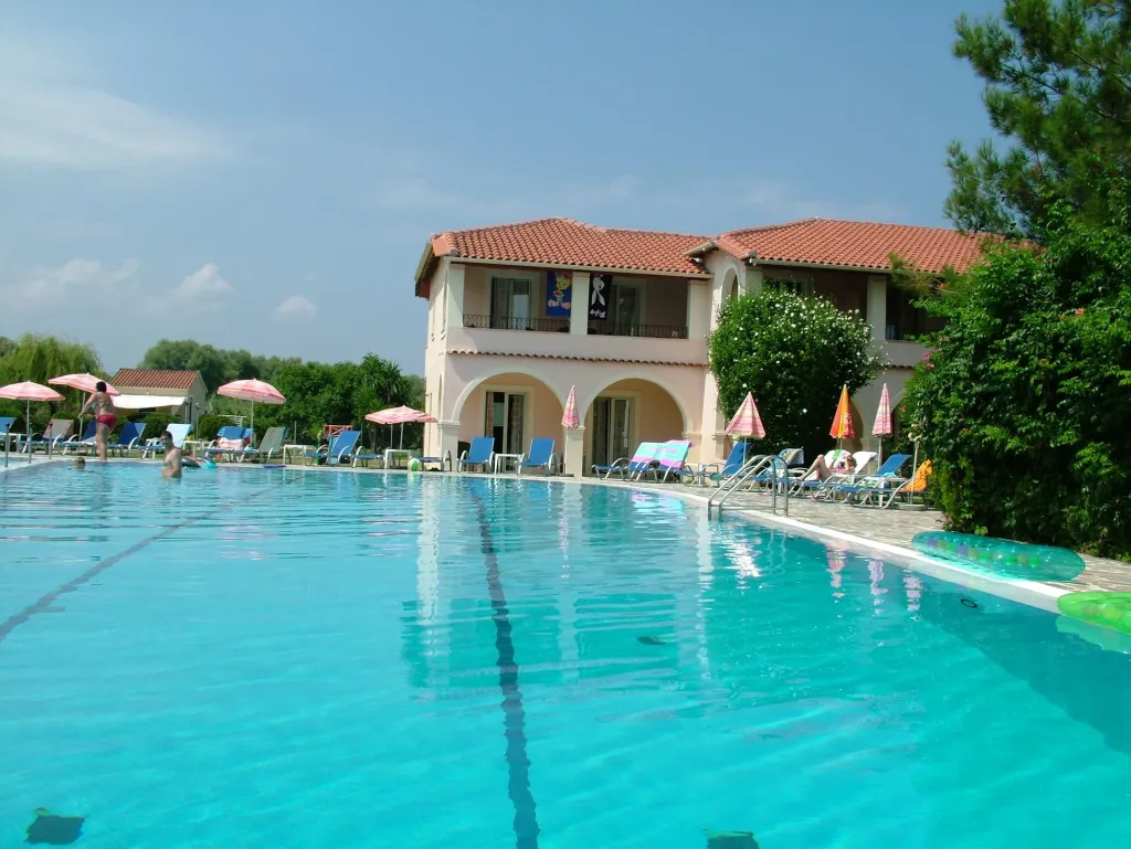 Kamari Corfu, Aharavi, Grčka — fotografija 2