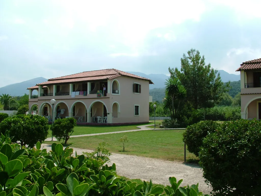 Kamari Corfu, Aharavi, Grčka — fotografija 5