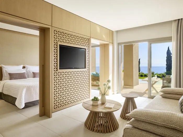 MarBella, Agios Ioannis Peristeron, Grčka — Suite Bungalow Private Pool One Bedroom Sea View