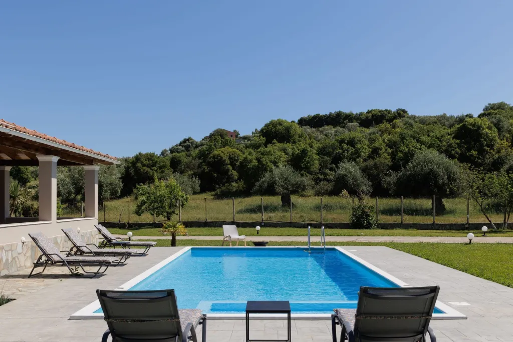Moraitis Hospitality, Krf – različite lokacije, Grčka — Country Villa Verde - 2Floor Family Home