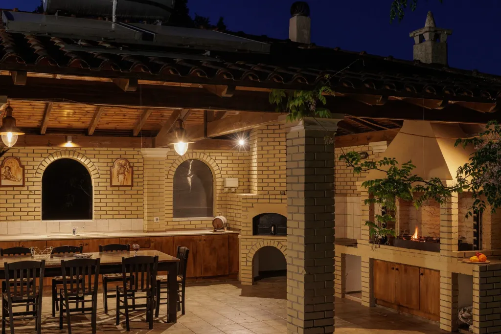 Moraitis Hospitality, Krf – različite lokacije, Grčka — Country Villa Verde - 2Floor Family Home