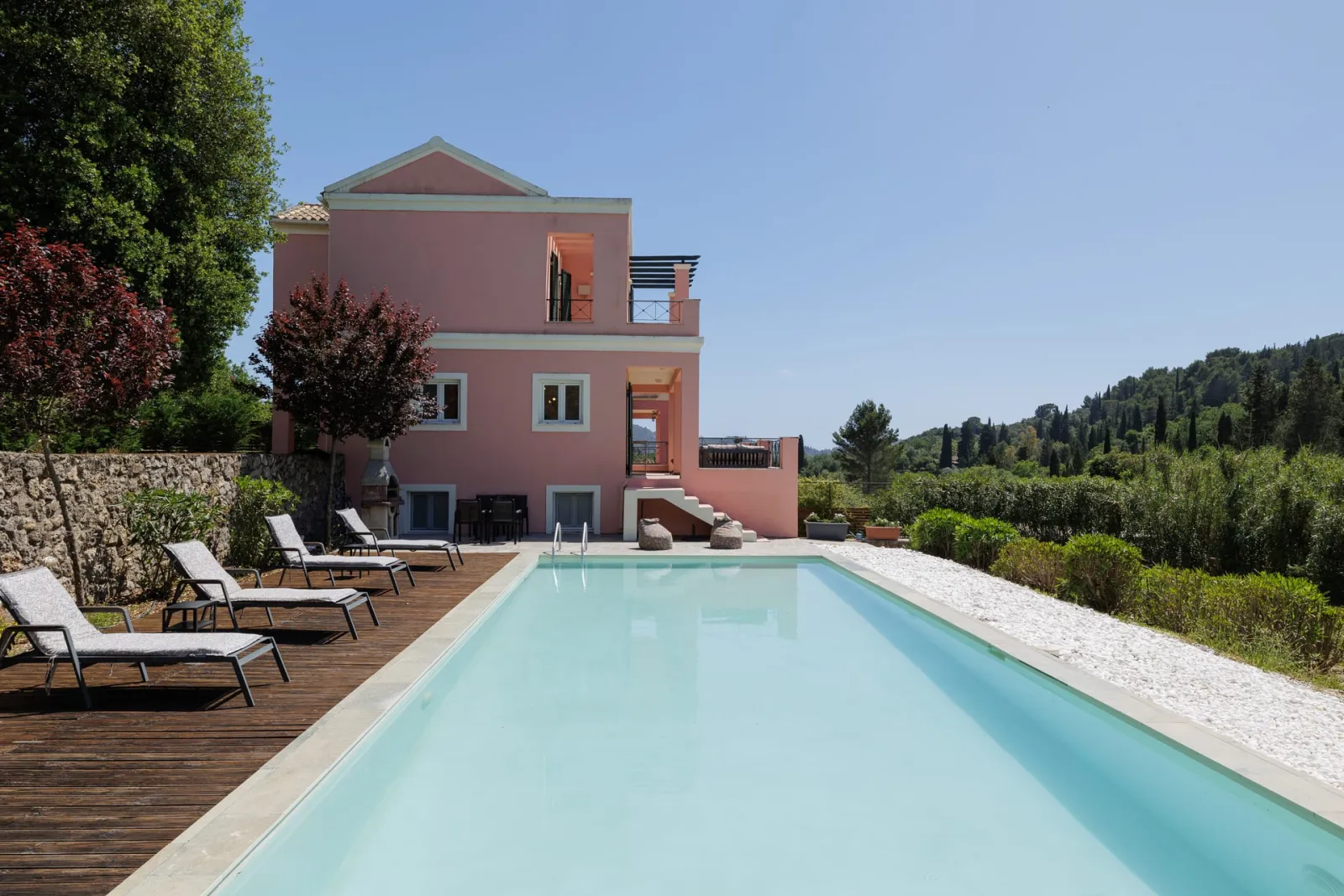 Moraitis Hospitality, Krf – različite lokacije, Grčka — Luxury Villa Perla