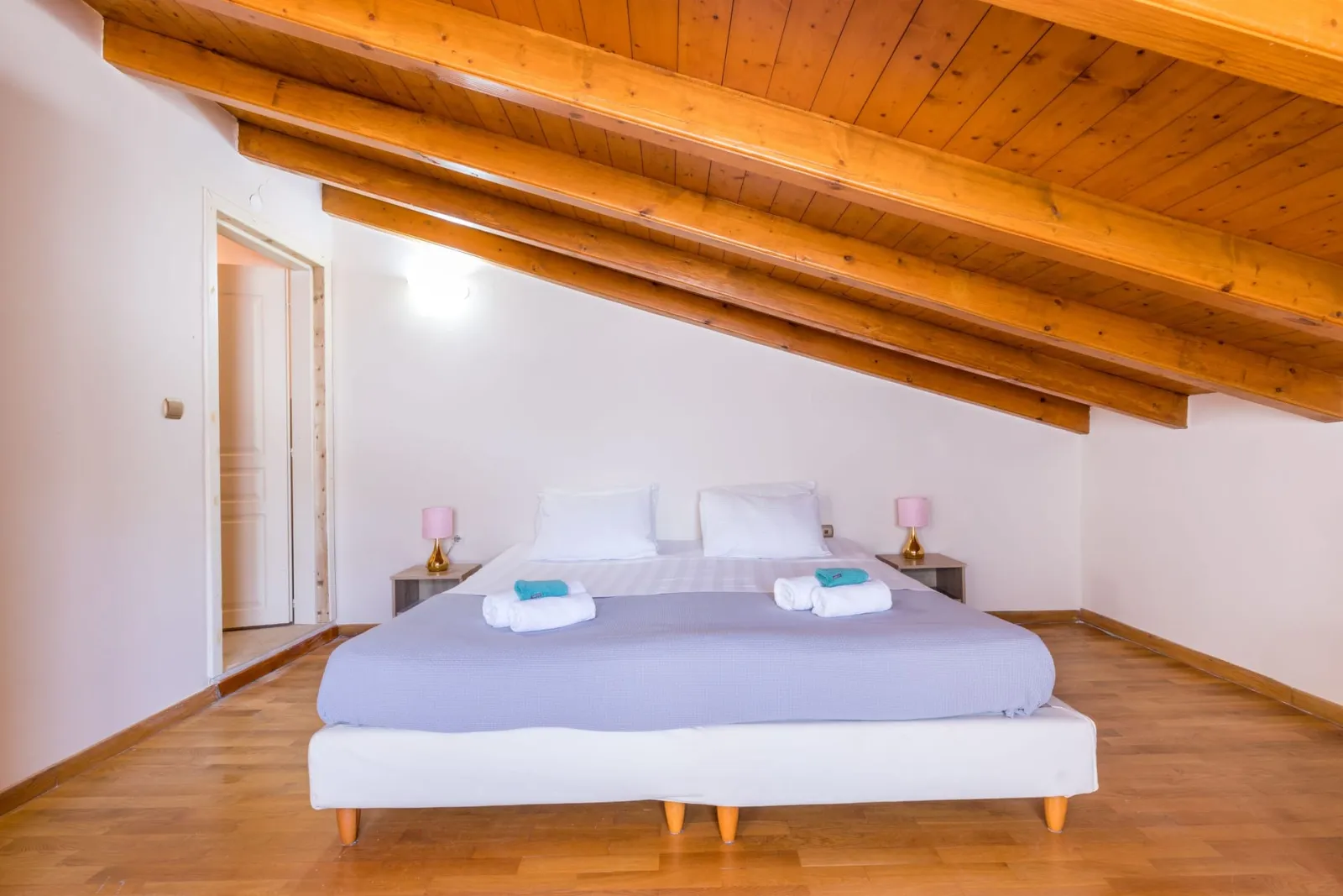 Moraitis Hospitality, Krf – različite lokacije, Grčka — Moraitis Mansion - Loft Apartment