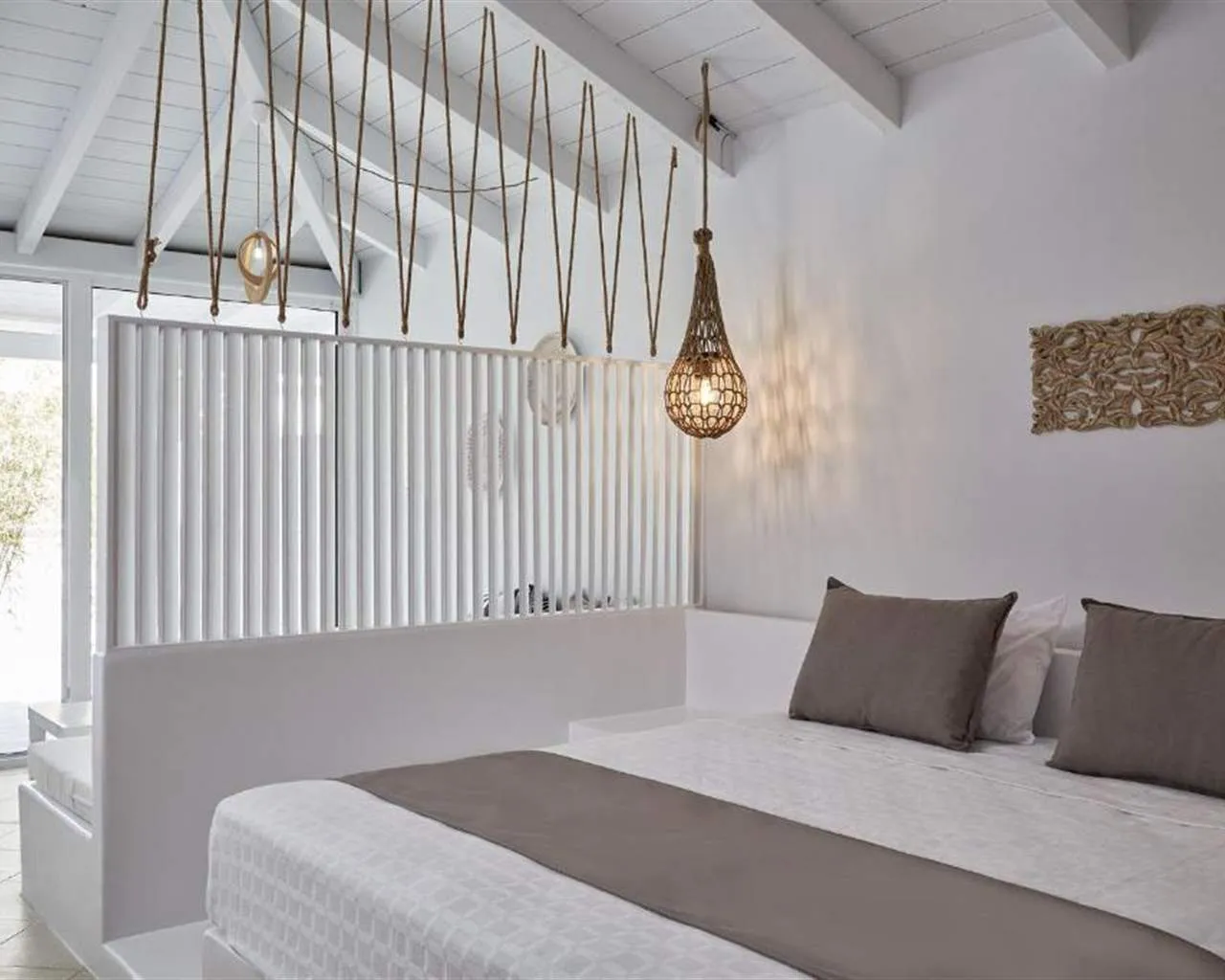 Mr&Mrs White Corfu Couples Retreat -Adults only, Aharavi, Grčka — Suite Honeymoon Outdoor Jacuzzi