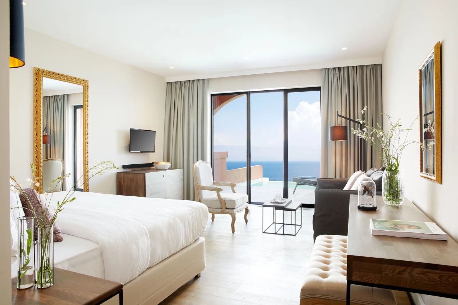 Nido-Adults only, Agios Ioannis Peristeron, Grčka — Deluxe Junior Suite Private Pool Sea View