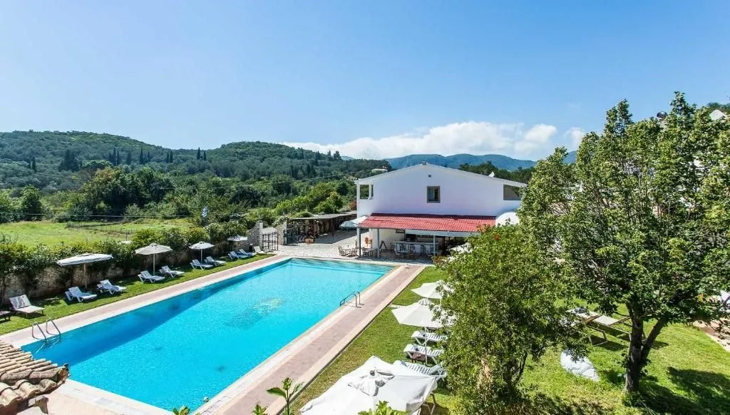 Paradise Inn Corfu, Liapades, Grčka — fotografija 6