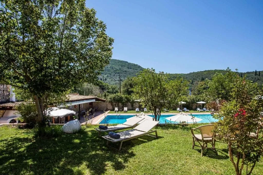 Paradise Inn Corfu, Liapades, Grčka — fotografija 13