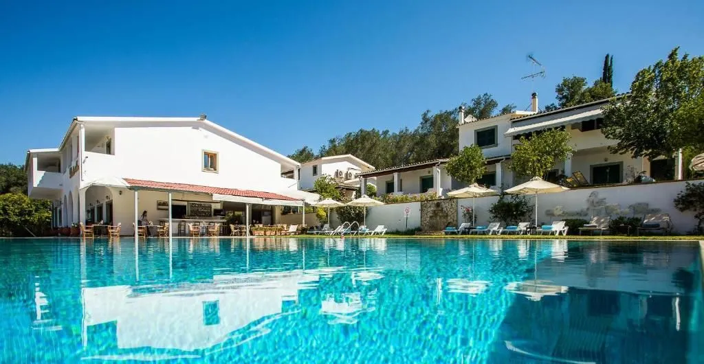 Paradise Inn Corfu, Liapades, Grčka — fotografija 15