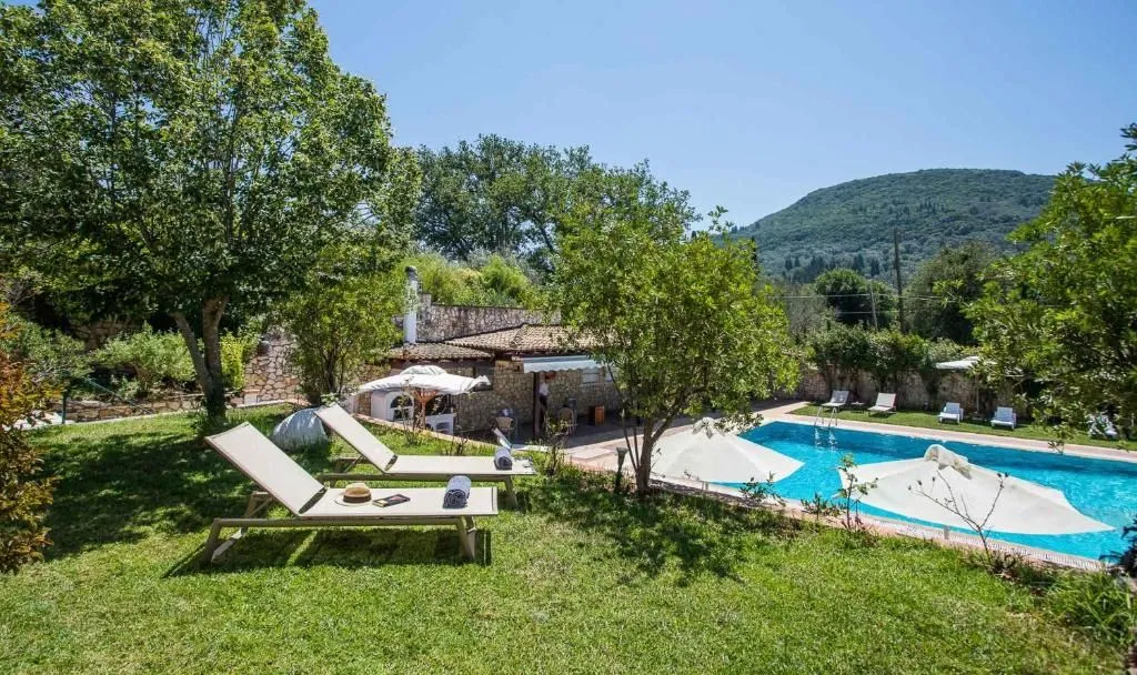 Paradise Inn Corfu, Liapades, Grčka — fotografija 19