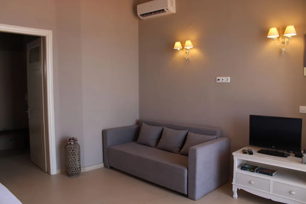 Picture Suites Corfu, Agios Stefanos Avliotes, Grčka — Junior Suite with Sea View