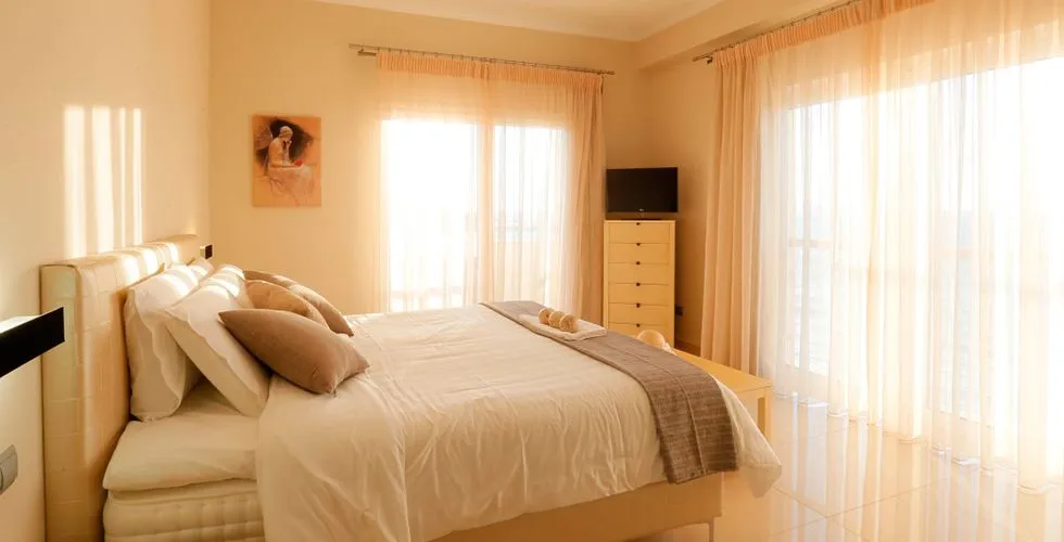 Picture Suites Corfu, Agios Stefanos Avliotes, Grčka — Master Suite with Sea View