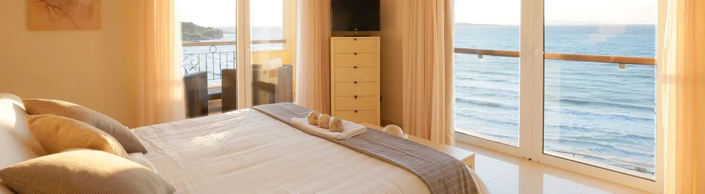 Picture Suites Corfu, Agios Stefanos Avliotes, Grčka — Master Suite with Sea View
