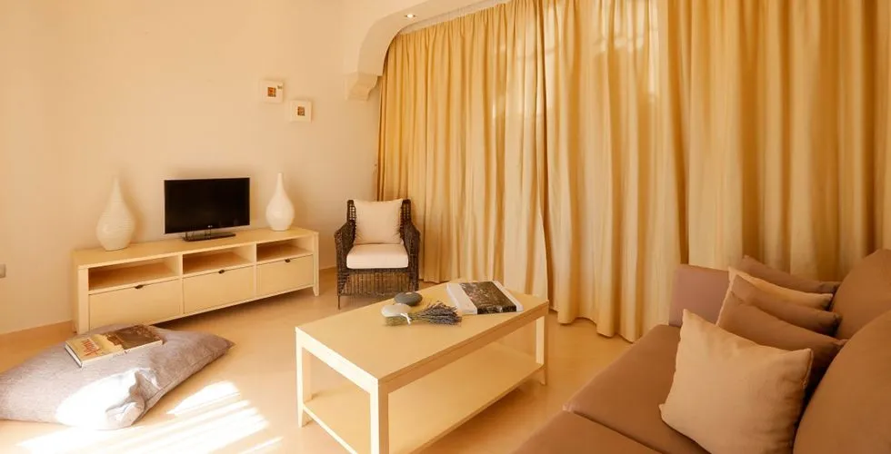 Picture Suites Corfu, Agios Stefanos Avliotes, Grčka — Senior Suite with Sea View