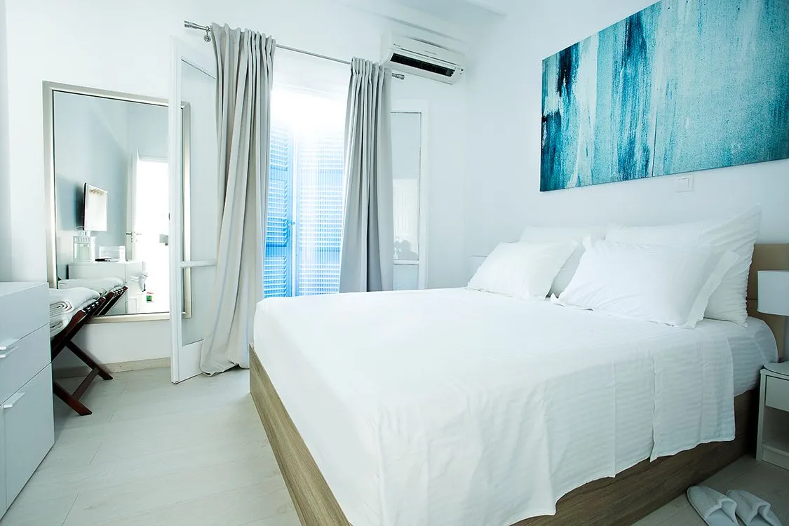 Sun n Chill Corfu, Parakladi – Lefkimi (Lefkimmi), Grčka — Deluxe Apartment with Balcony Pool View and Sea View (One)