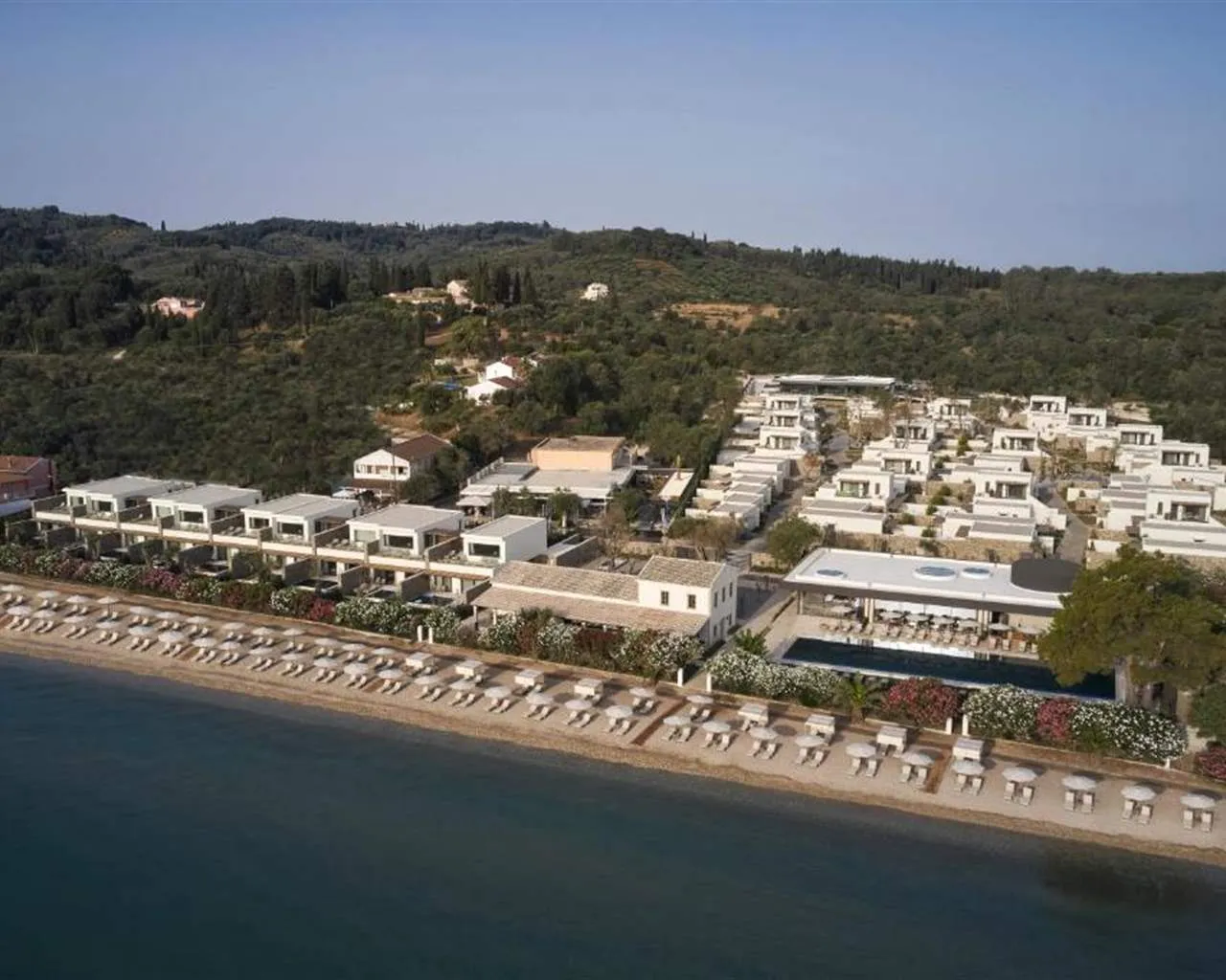 The Olivar Suites, Mesongi