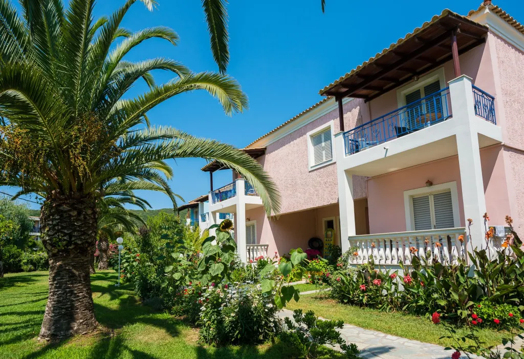 Three Stars Beach Hotel, Moraitika, Grčka — fotografija 3