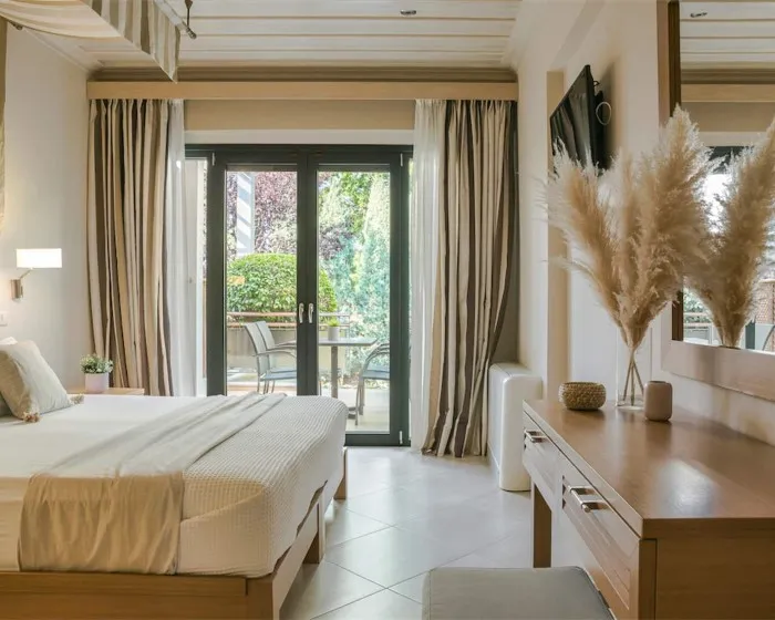 daLUZ Boutique Hotel, Psataki, Preveza, Grčka — Family Suite Garden/Pool View