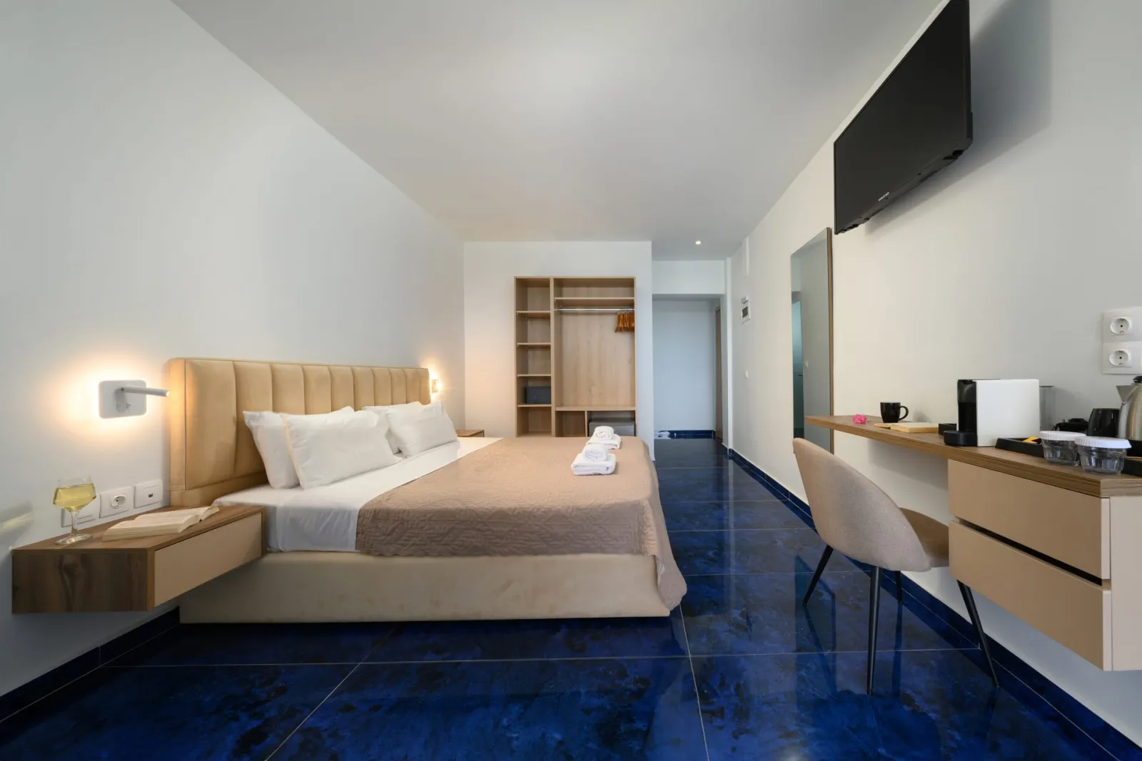 Ninos Grand Beach Hotel & Resort Preveza, Kastrosikija, Grčka — Junior Suite Sea View
