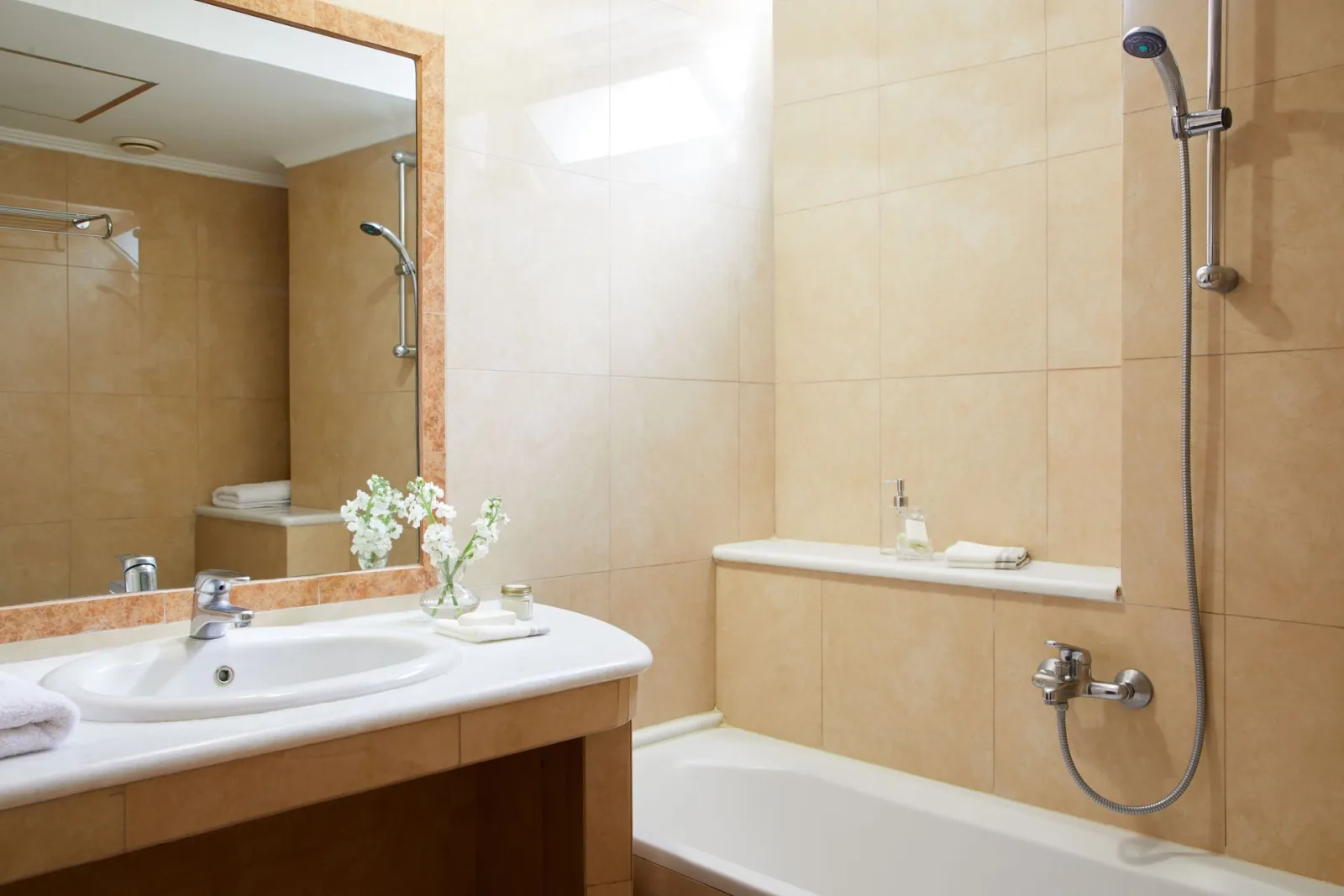 Preveza City Comfort Hotel, Preveza, Grčka — Comfort Room with Sofa