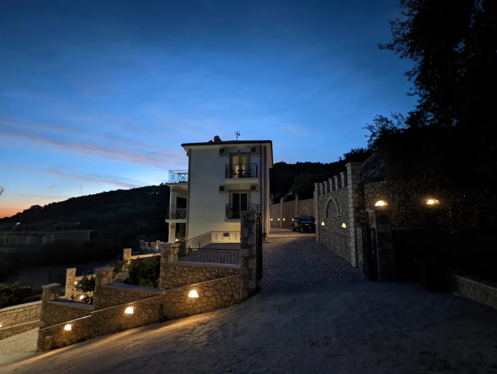 Natura Luxury Suites Parga, Parga – Falopa