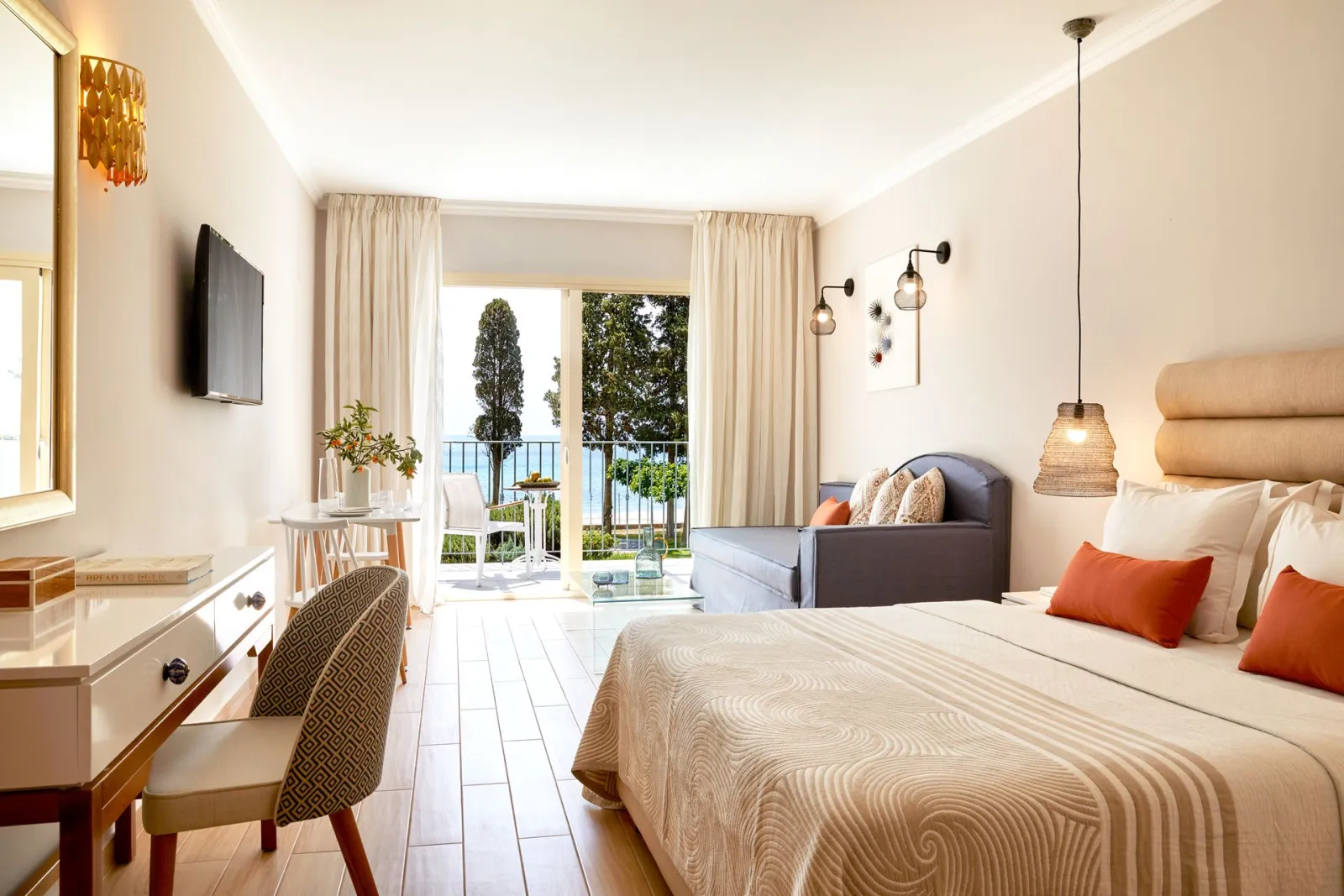 Parga Beach Resort, Parga – Valtos, Grčka — Horizon Suite with Sea View and Kitchenette