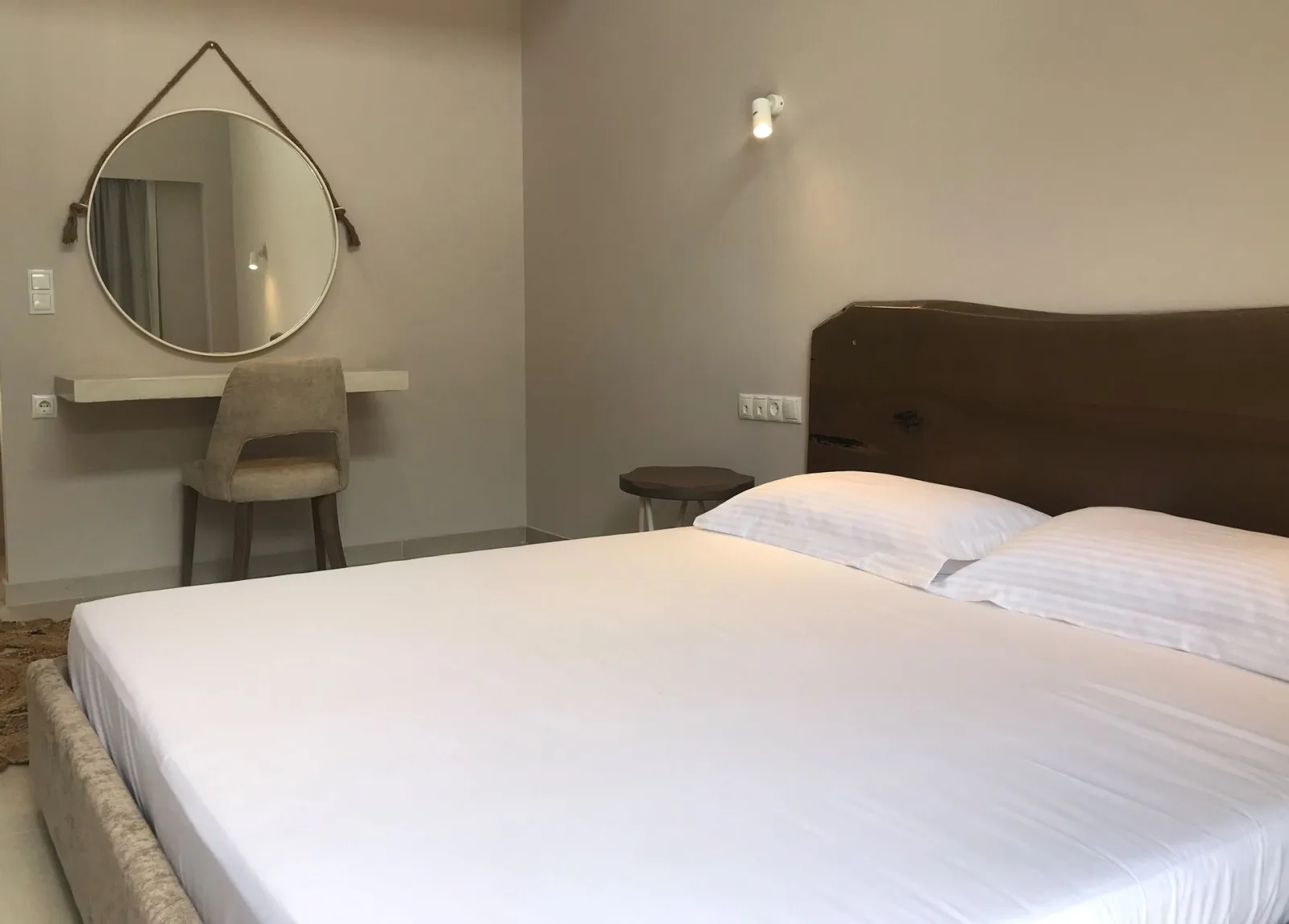 Scarabeo Suites & Villas Parga, Valtos – Parga, Grčka — Double Room Maisonette